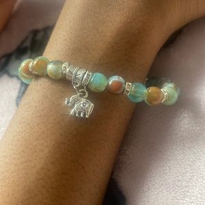 Marble glass bead bracelet with rhinestone and elephant charm.Home made.💕